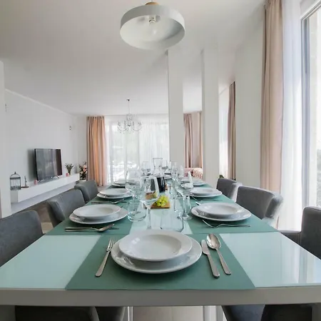 Villa M Solin