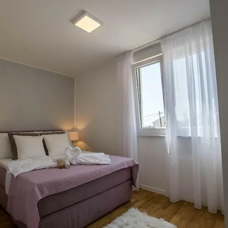 M Villa